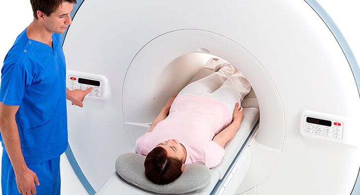 Die CT ist eine der Methoden zur instrumentellen Diagnose von Schmerzen im Hüftgelenk